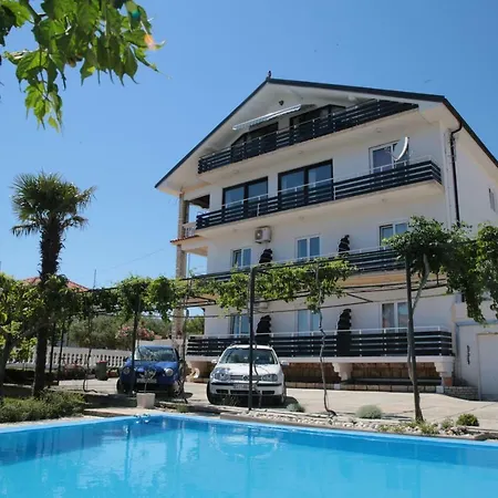 Guest house And Bozena 3*