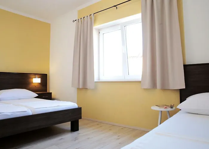 And Bozena Guest house Vodice