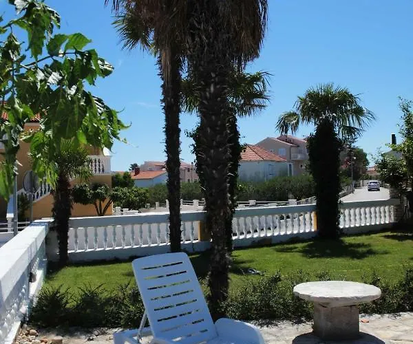 And Bozena Guest house Vodice
